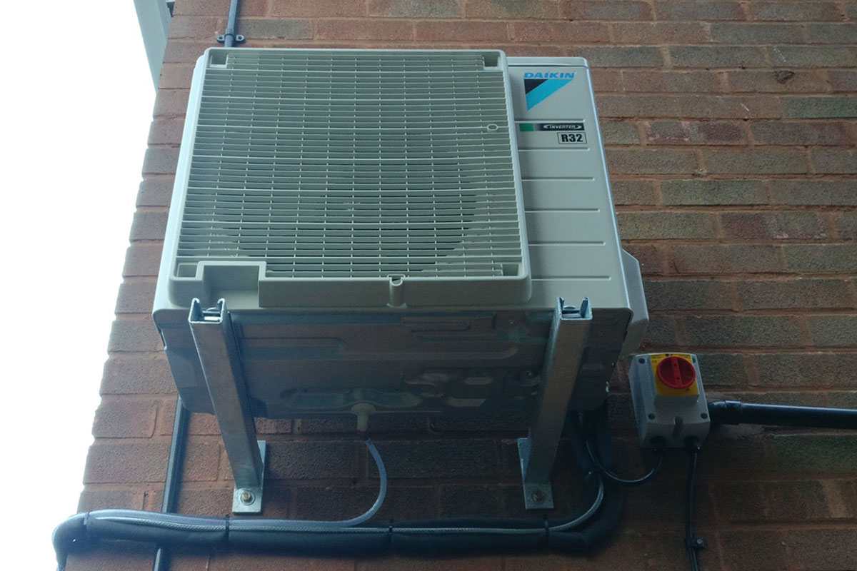 Air source heat pump installed to heat and cool conservatory all year around.