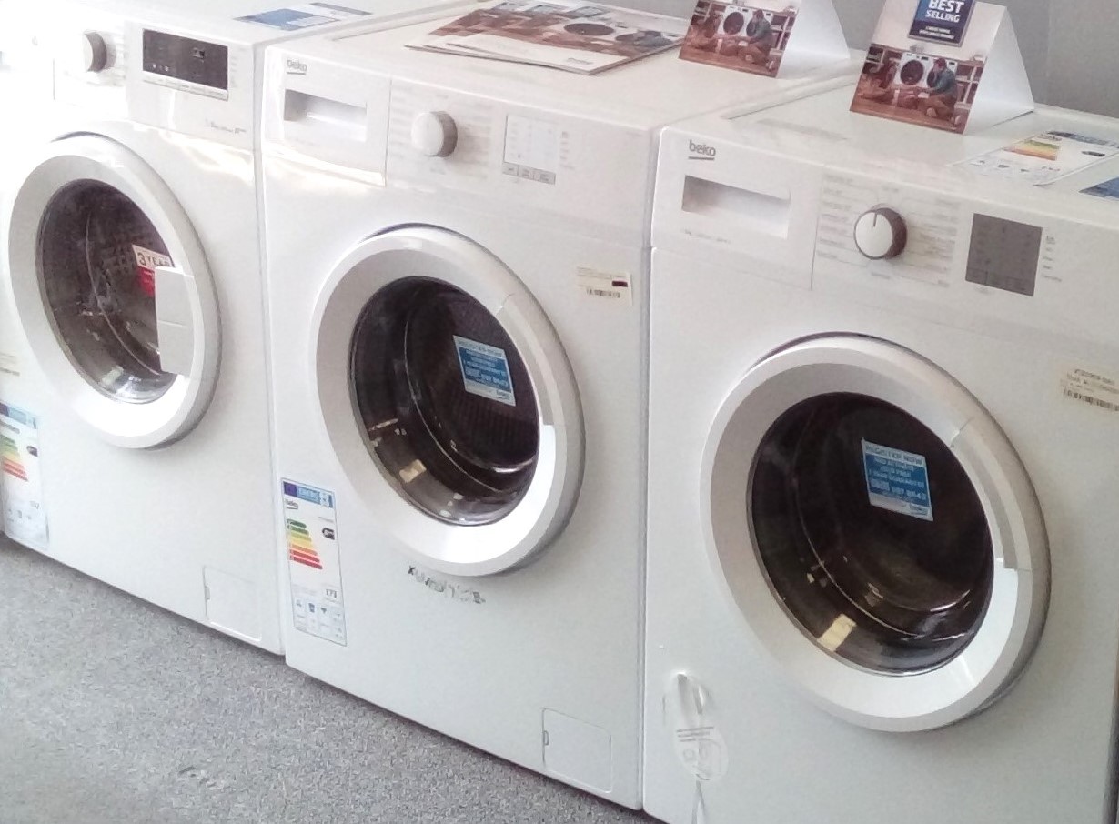 Summer bonus - free electricity will be on offer for some households to do their laundry, wash their dishes or power their car on warm weekends. Picture: John Butterworth